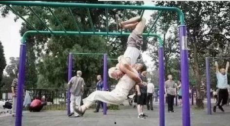 带你吃瓜健身大爷,揭秘健身圈那些事儿